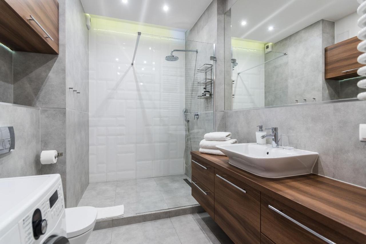 Goodhome Browar Lubicz Cracovie Extérieur photo